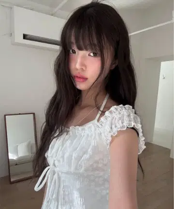 레이어드 홀터 꽃무늬 레이스 T셔츠 화이트 anyonemore