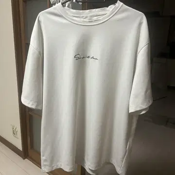 화이트 T셔츠