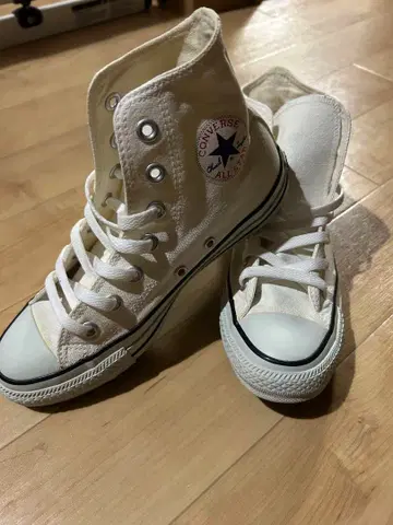 새상품급 CONVERSE ALL STAR 화이트 하이컷 스니커즈