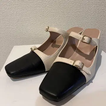 herlipto Mademoiselle Mule her lip to 37