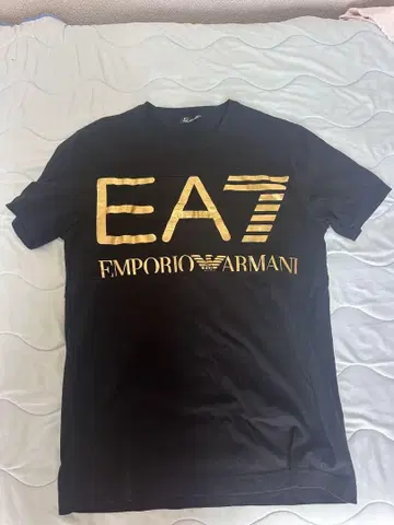 EA7 Emporio Armani 골드 로고 셔츠