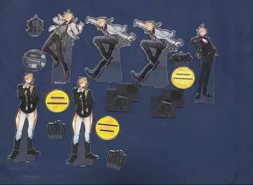 이자나미 이즈미 아크릴 스탠드 아크릴 키링 히프노시스 마이크