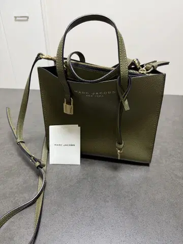 MARC JACOBS 올리브 그린 미니 백