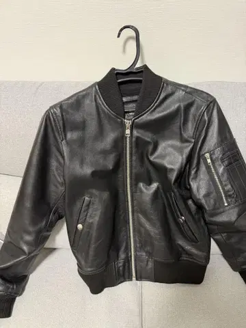 HORN WORKS 블랙 가죽 자켓 M 사이즈