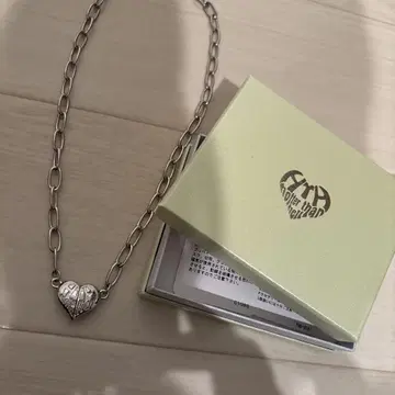 HTH 하트 모양 목걸이