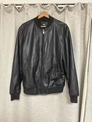 ZARA 페이크 가죽 자켓