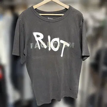 Riot facetasm 그래픽T셔츠 XL 다크 그레이