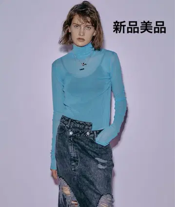 미사용 새상품급 MAISON SPECIAL 블루 터틀넥 긴팔