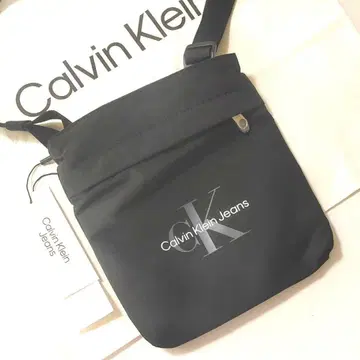 택 포함 Calvin Klein 캘빈클라인 숄더백 #138