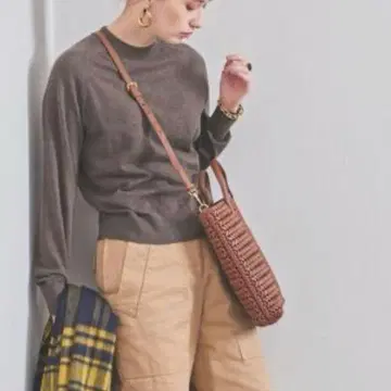 유나이티드 애로우즈 코튼 캐시미어 안장 숄더 롱 슬리브 니트