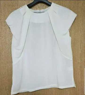 유나이티드 애로우즈 블라우스