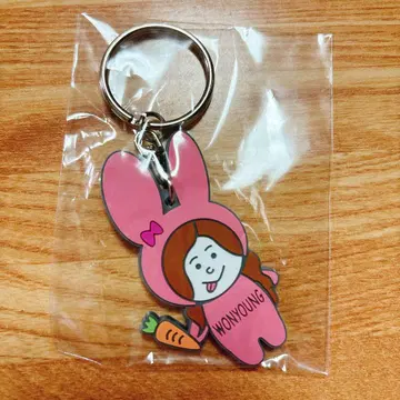 IZ*ONE 원영 랜덤 컬렉션 러버 키링