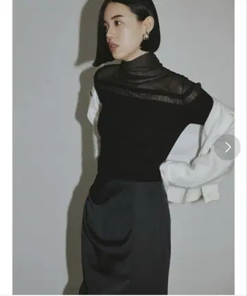 MIESROHE 미로에 washable 시어 RIB 절개 니트 TOPS