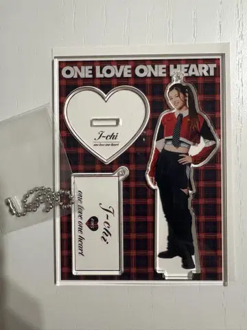 ONE LOVE ONE HEART 아크릴 스탠드 이치