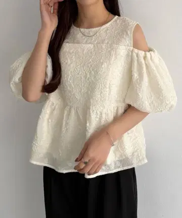 callautia 자카드 오프숄더 블라우스 S 아이보리