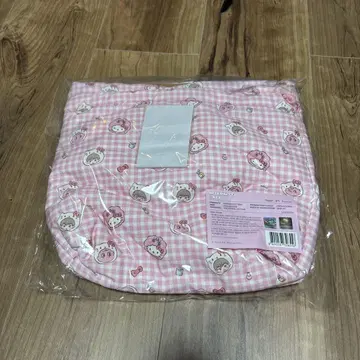 키티 MINI BUCKET BAG