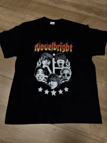 Novelbright T셔츠