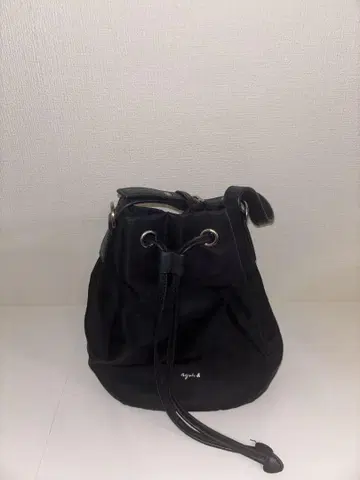 에네스베 핸드백 복조리형 로고 금