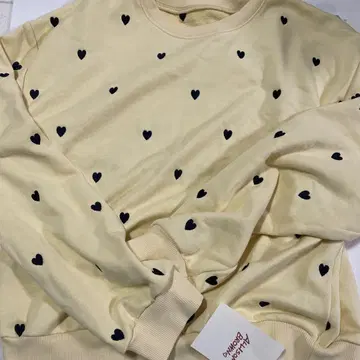 ALLISONBROWN 앨리슨 브라운 하트 자수 트레이닝복