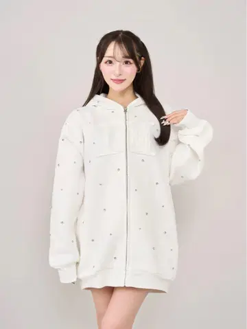 미개봉 새상품 다리치 darich 로고 비쥬 지퍼 후드티 화이트
