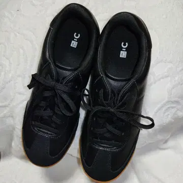 유니클로C 스웨이드 콤비네이션 스니커즈 23.5cm