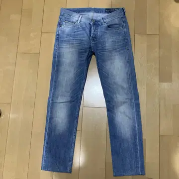 새상품급 케어 라벨 데님 tight202 30인치