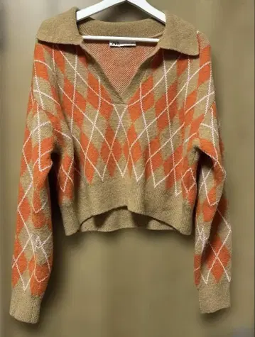 ZARA 새상품급 아가일 무늬 크롭 니트 L