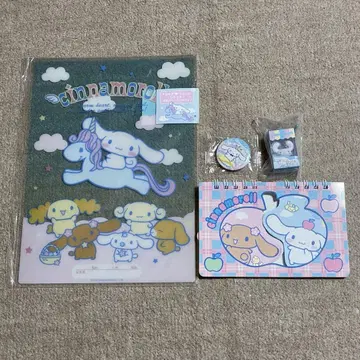 산리오 시나몬 롤 굿즈 책받침 키링 캔뱃지 메모장
