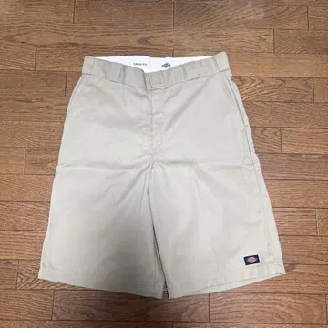Dickies 루즈핏 숏팬츠 34