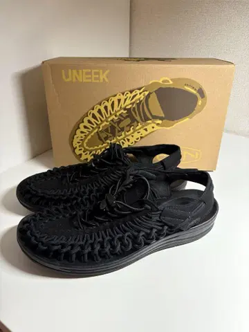 [ 새상품급 ] KEEN 유니크 샌들 남성용 26.5cm 블랙 코드