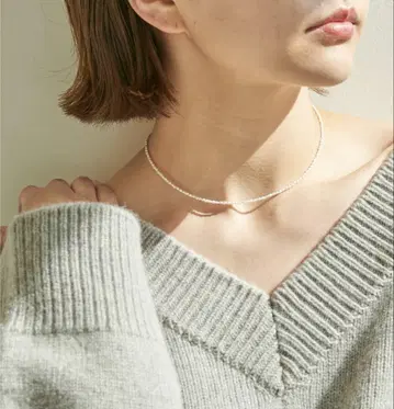 GALLAR DAGALANTE 시드 펄 숏 목걸이