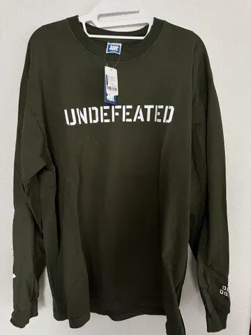 UNDEFEATED 긴팔 티셔츠 올리브 롱T