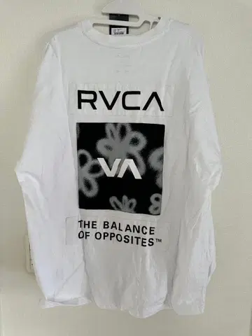 RVCA 화이트 롱 슬리브 티셔츠