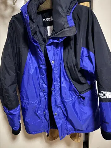 가격 인하했습니다. THE NORTH FACE 마운틴 후드티 블랙/보라색