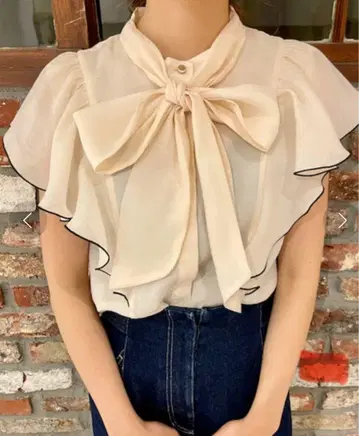 프릴 셔츠 택 포함 새상품