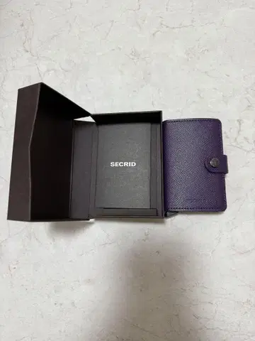 [ 새상품 ] SECRID 세 반지갑