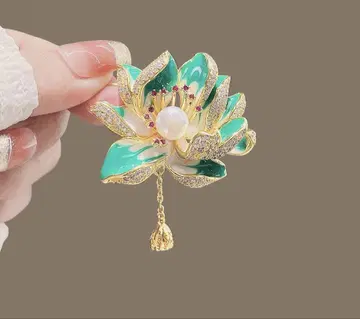 연꽃 브로치 엘레강트