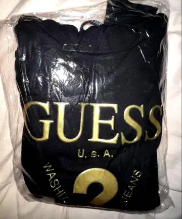 새상품 GUESS 블랙 골드 후드티 S 사이즈
