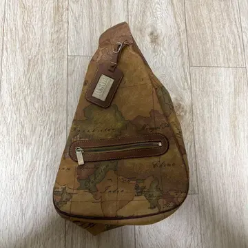 플리마켓 클라세 바디백