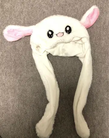 귀가 움직이는! 토끼 귀도리 모자