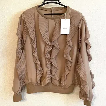 미사용 새상품 리치 플리츠 프릴 플리츠 블라우스 브라운 size40