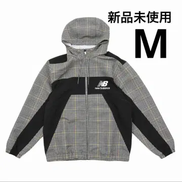 New Balance 윈드브레이커 자켓