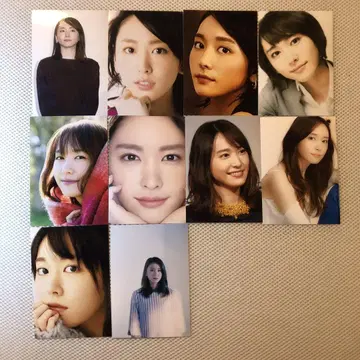 아라가키 유이 사진 12장 세트