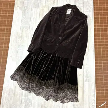 다크 브라운 벨벳 자켓 플리츠 스커트 셋업 ( M )