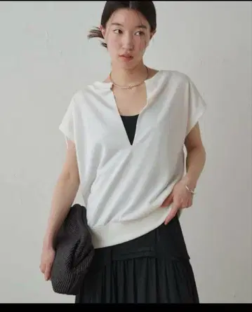 LOUNGEDRESS 스키퍼 프렌치 맨투맨