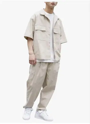 베이지 셋업 반팔 셔츠