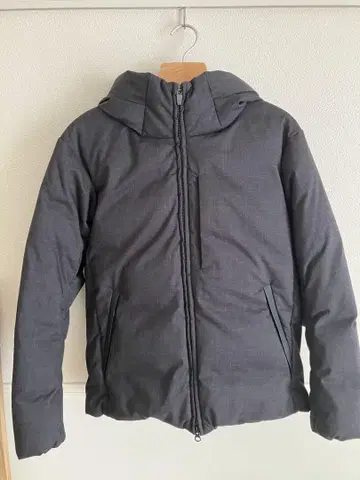UNITED ARROWS 코마츠 마테레 다운 자켓 S 사이즈 그레이