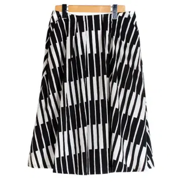 마리메꼬 marimekko 빅 사이즈 무릎 기장 플레어 스커트 36