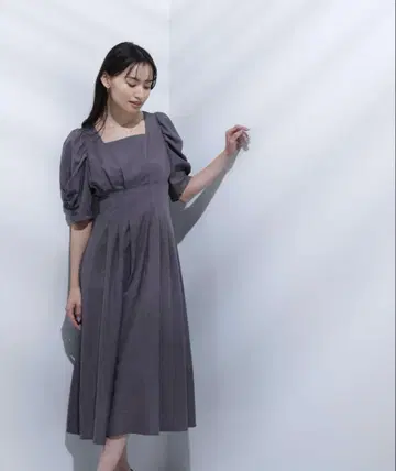 [내추럴 뷰티 베이직] 스퀘어넥 원피스