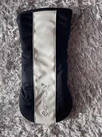 EPON 드라이버용 골프헤드커버 블랙과 화이트